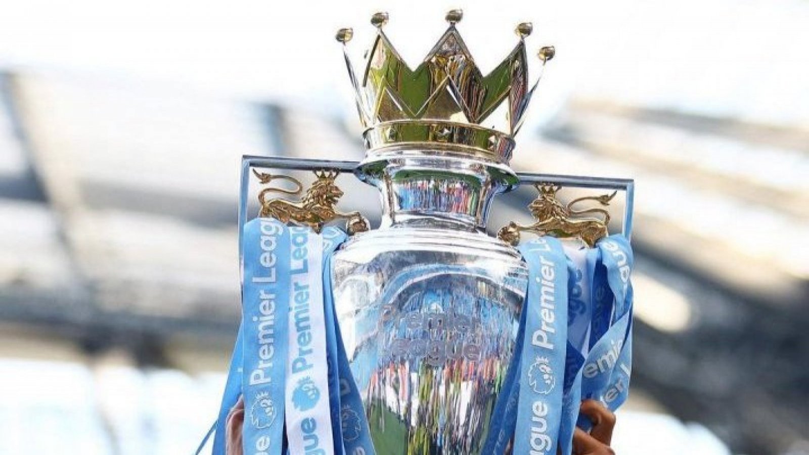 El trofeo de campeón de la Premier League