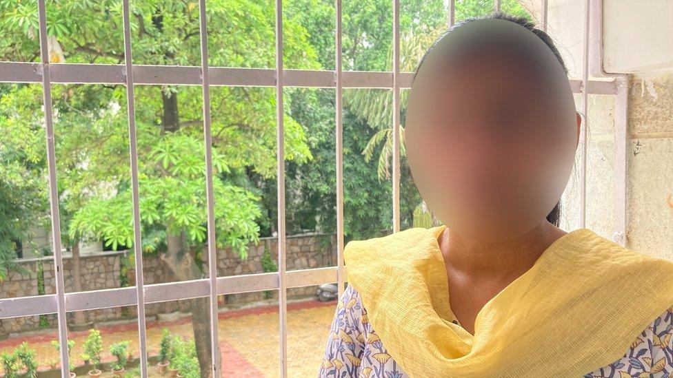 La mamá de la bebé M