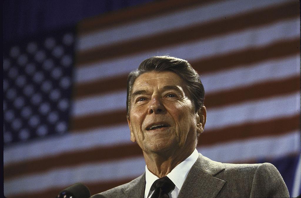 El expresidente de EEUU, Ronald Reagan, dando un discurso.