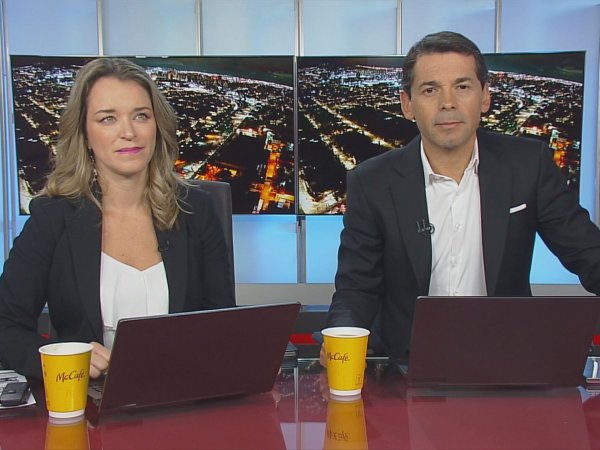 Carla Zunino y Gustavo Huerta presentando 24 AM