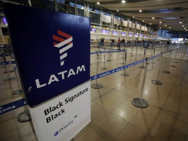 LATAM. Aeropuerto.