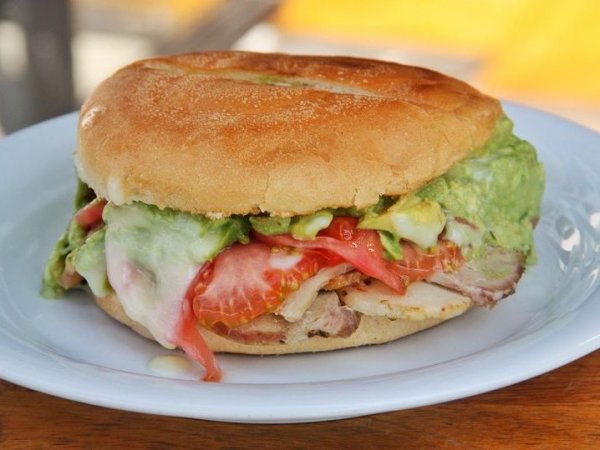 Día del lomito, jueves 24 de agosto.