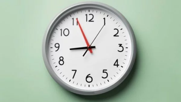 Cambio de hora en Chile 2023. Horario de verano.
