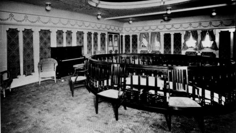 Sala de música del barco