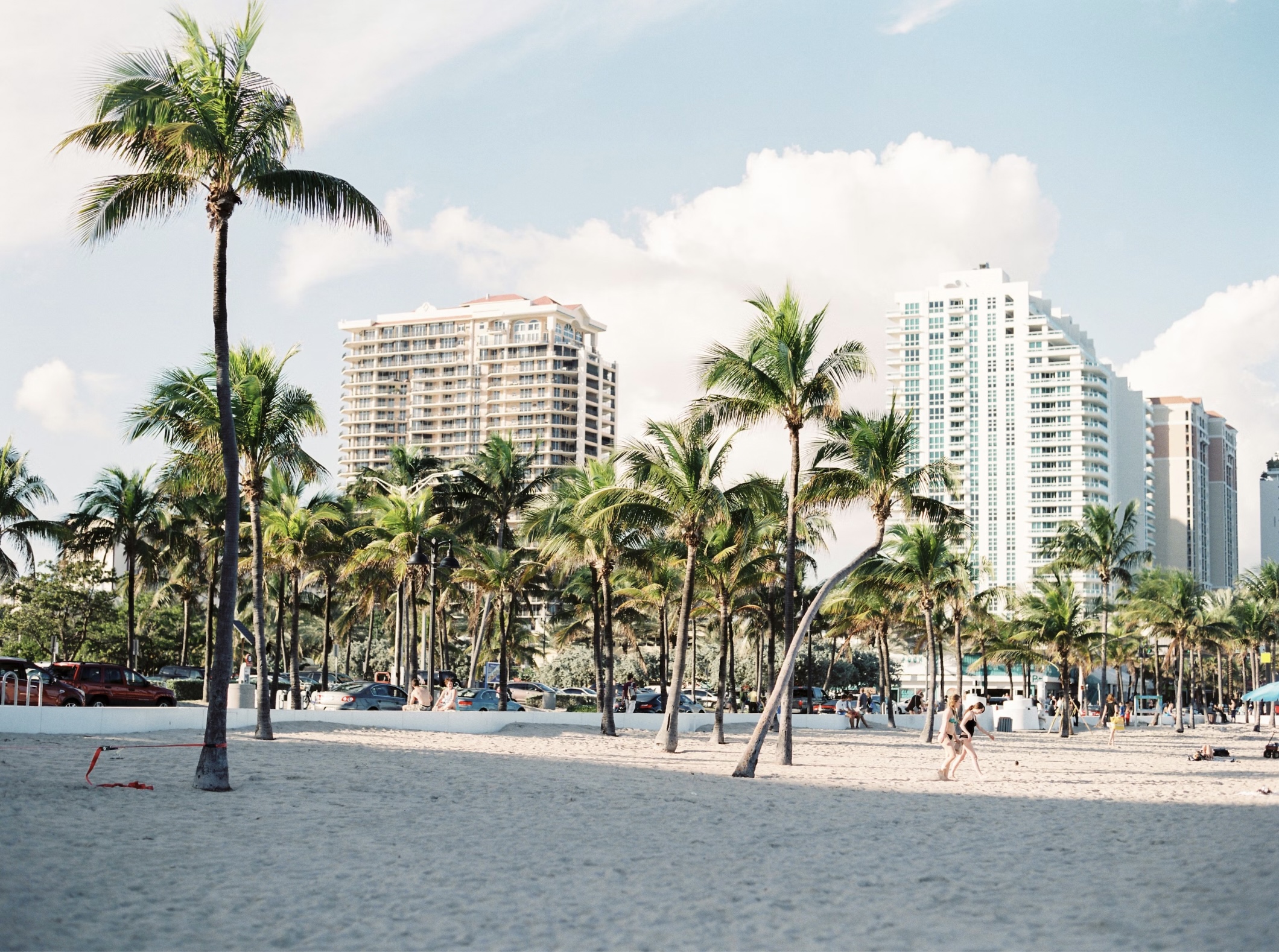 LATAM Airline ofertas Travel Sale. Playa de Miami.