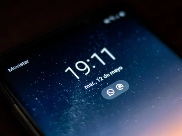 Cambio de hora. Cómo cambiar la hora en dispositivos.