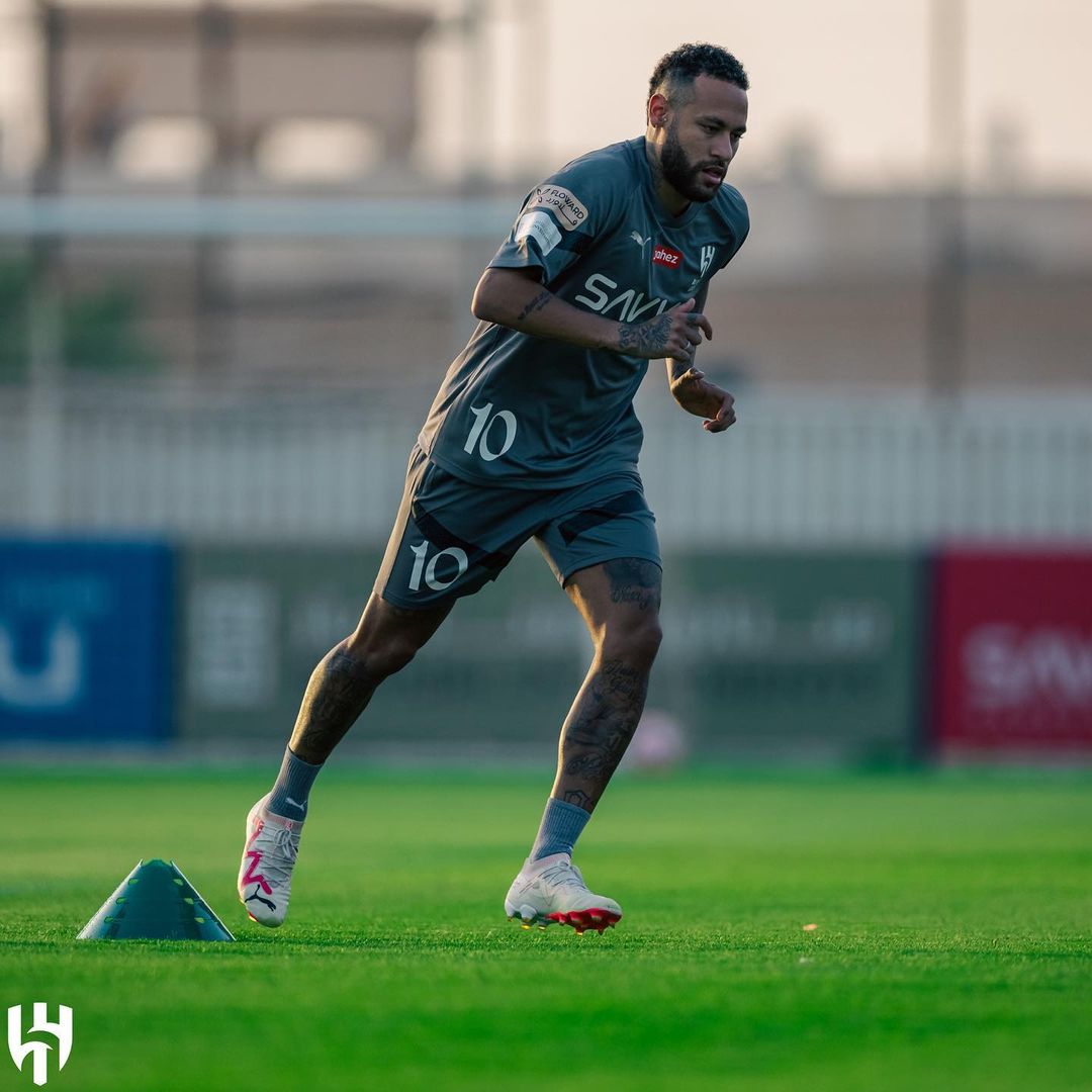 Neymar entrenando.Al Hilal.