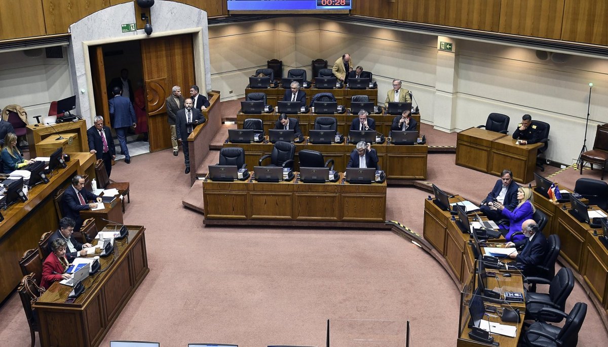 Usurpaciones: Senado aprueba y despacha a ley proyecto que sanciona las ...