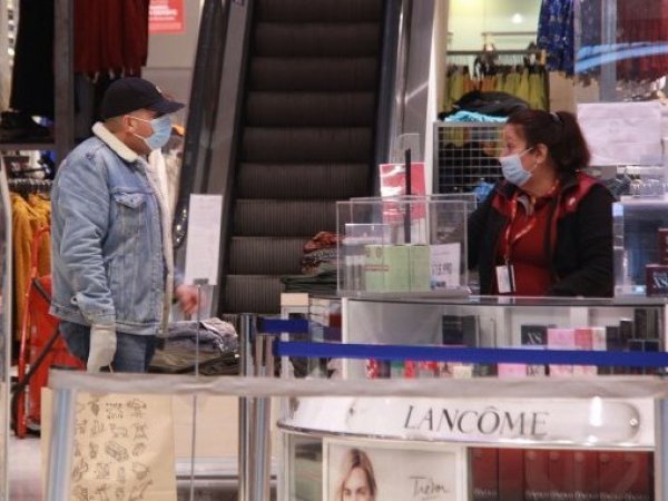 Retail, operador de tienda. Dirección del Trabajo.