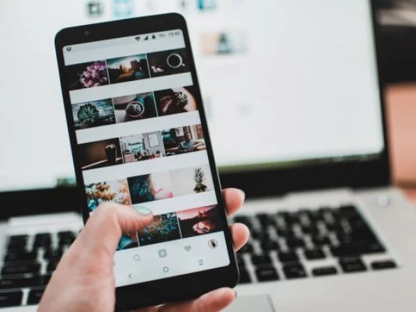 Instagram. Feed.