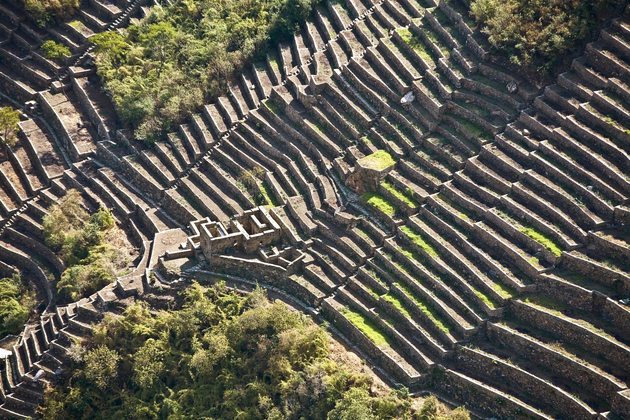 Vista aérea de un área del yacimiento de Choquequirao.