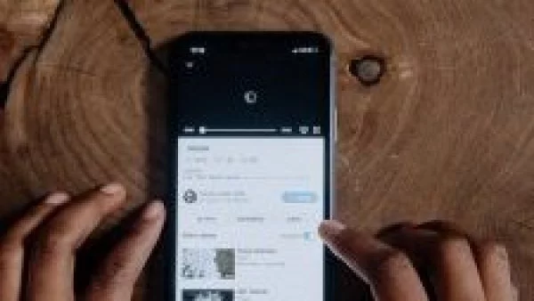 Youtube. Video cargando.