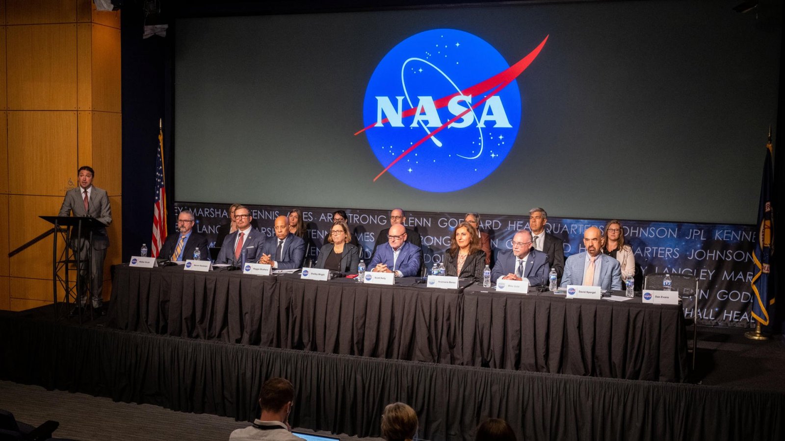 Conferencia de la NASA sobre UAP