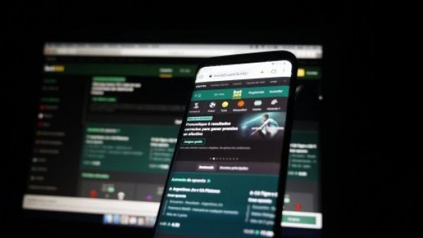 Corte Suprema y decisión de bajar sitios online de apuestas.