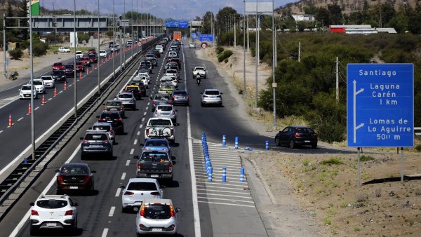 Fiestas Patrias. autopista. 