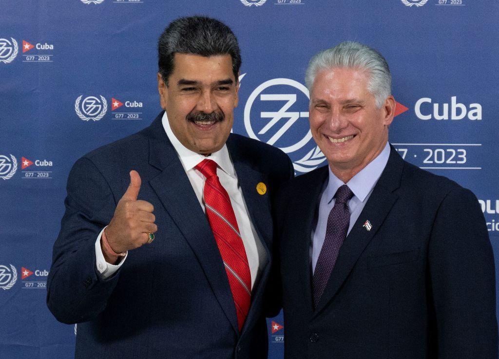 Nicolás Maduro y Miguel Díaz Canel en el Centro de Convenciones de La Habana, el 15 de septiembre de 2023.