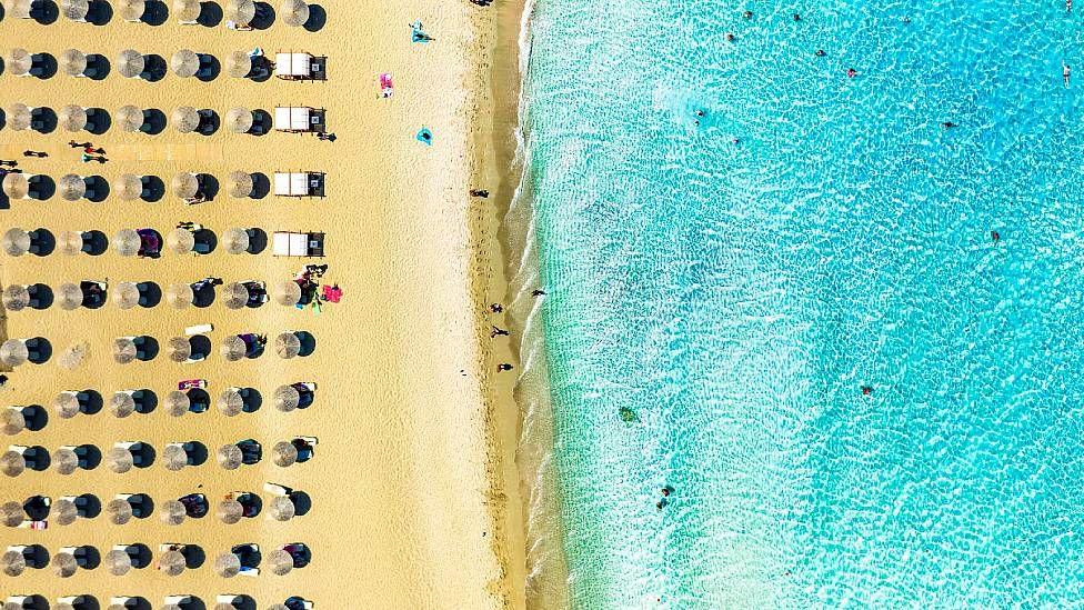 Playa y mar en Grecia