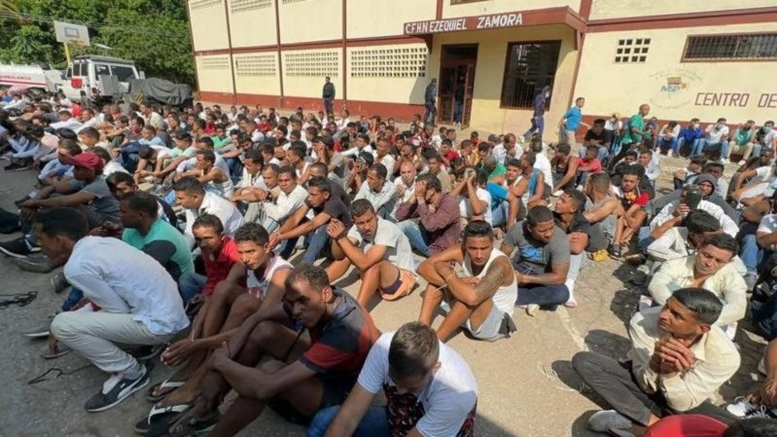 La población penal de la prisión de Tocorón fue desalojada, según las autoridades venezolanas.