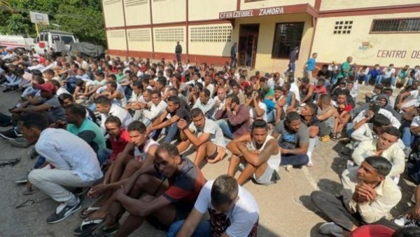 La población penal de la prisión de Tocorón fue desalojada, según las autoridades venezolanas.