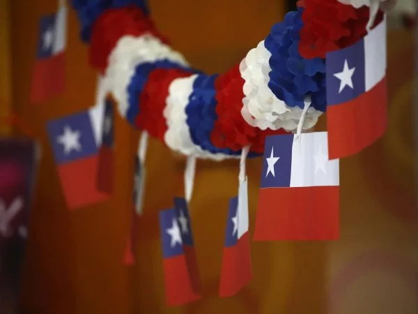 Banderas de Chile. Fiestas Patrias 2024.