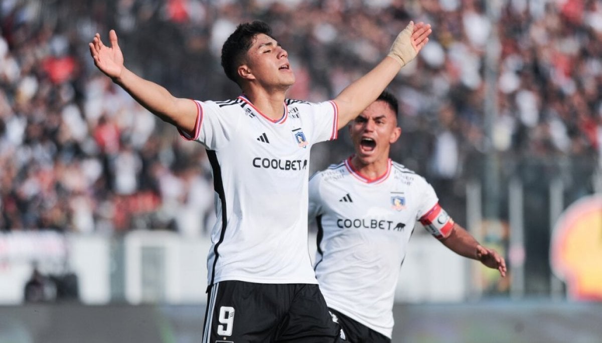 Goleada monumental Colo Colo pasó por arriba del líder Cobresal 24horas