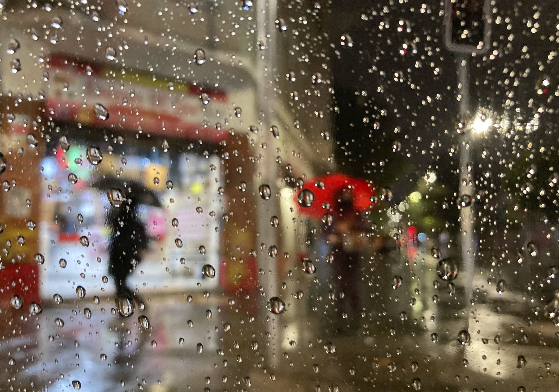 Lluvia en Santiago, ¿precipitará?