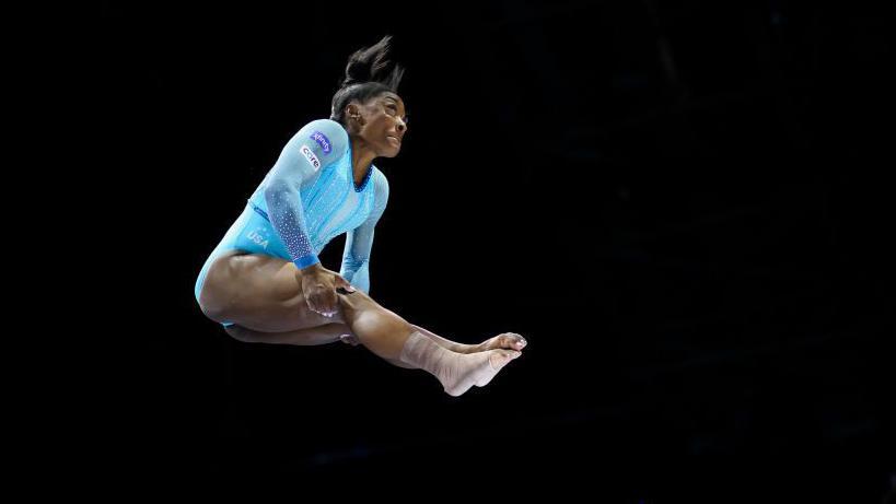 Simone Biles La Primera Mujer En Conseguir El Salto M s Dif cil En Una 