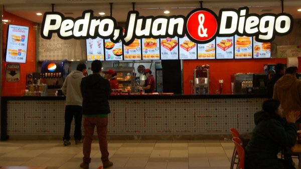 Pedro, Juan y Diego se reorganiza tras disminución de ventas