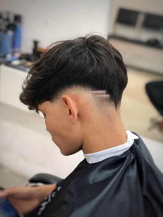 Corte cola de pato con taper