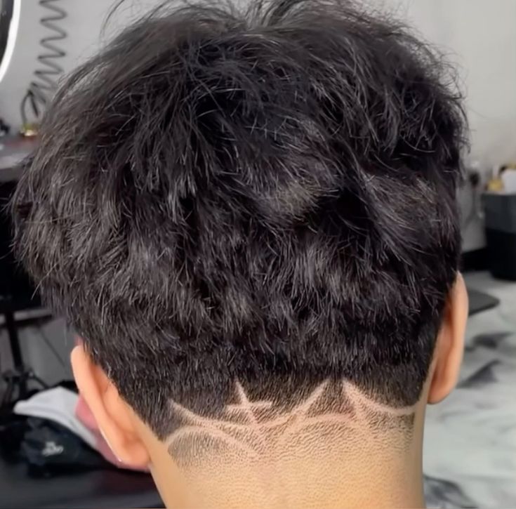 Taper fade con diseños