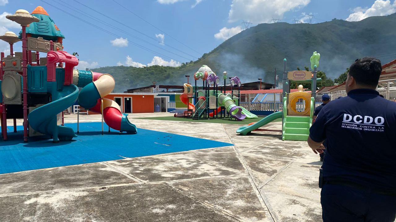 Parque infantil dentro de la cárcel de Tocorón