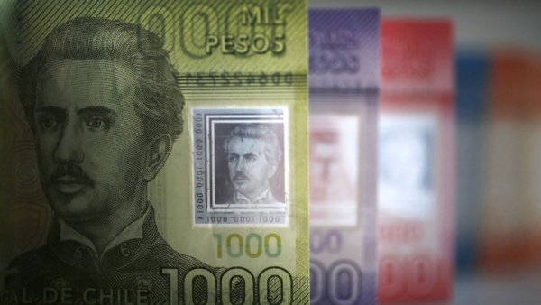 Billetes. Bonos de octubre.