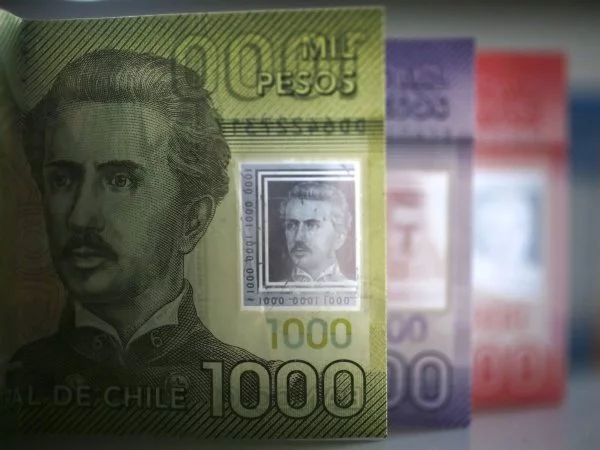 Billetes. Bonos de octubre.