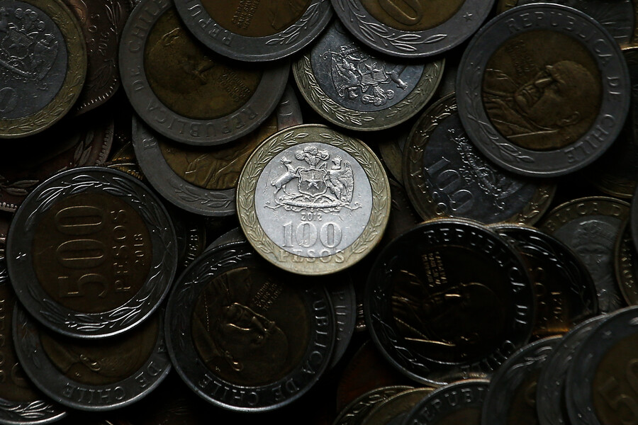 Monedas de 100 pesos. Bonos de octubre.