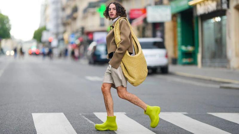 Las "botas de charco" de Bottega Veneta fueron precursoras de la tendencia del zapato grande.