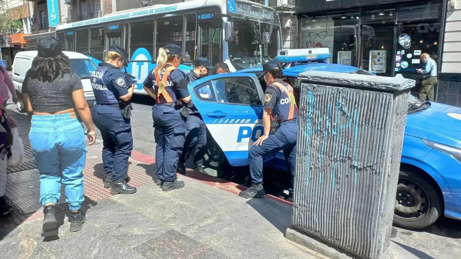 Dos personas no videntes se enfrascaron en una pelea