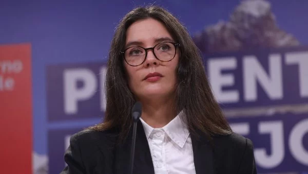 Vallejo tilda de 