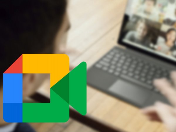 Videollamada de Google Meet. Logo de Google Meet.