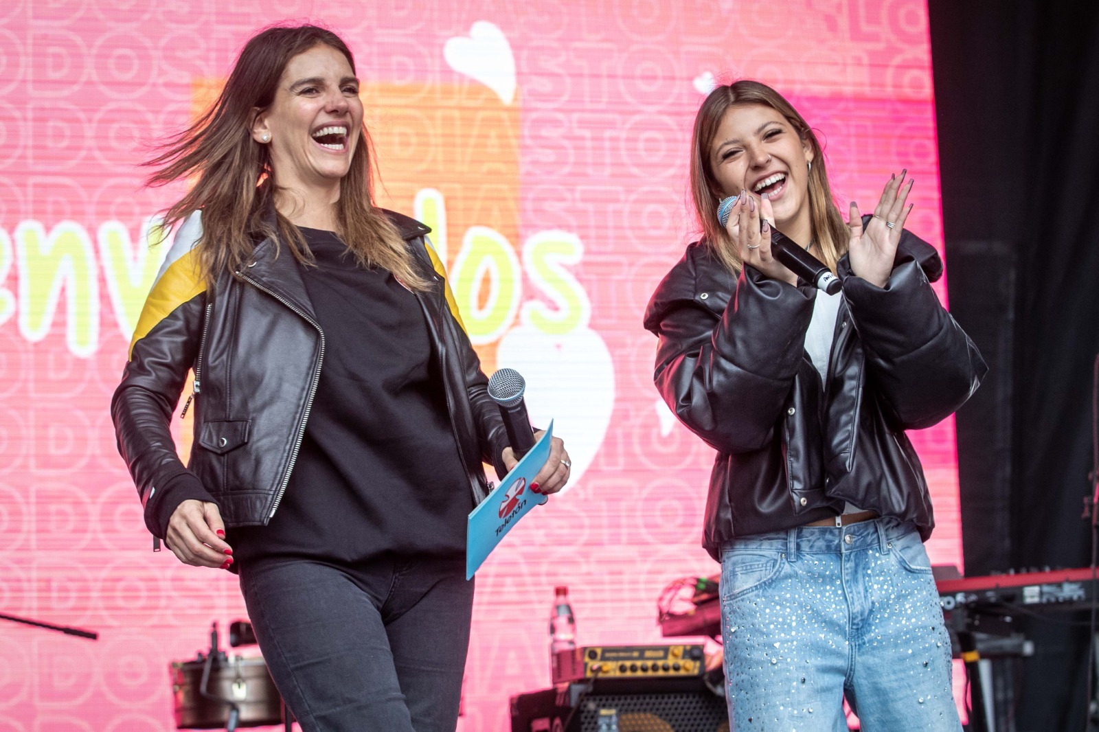 María Luisa Godoy e Ignacia Antonia. Gira Teletón