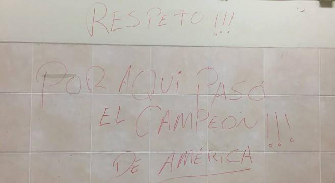 Polémico mensaje de La Roja en Lima tras ganarle a Perú