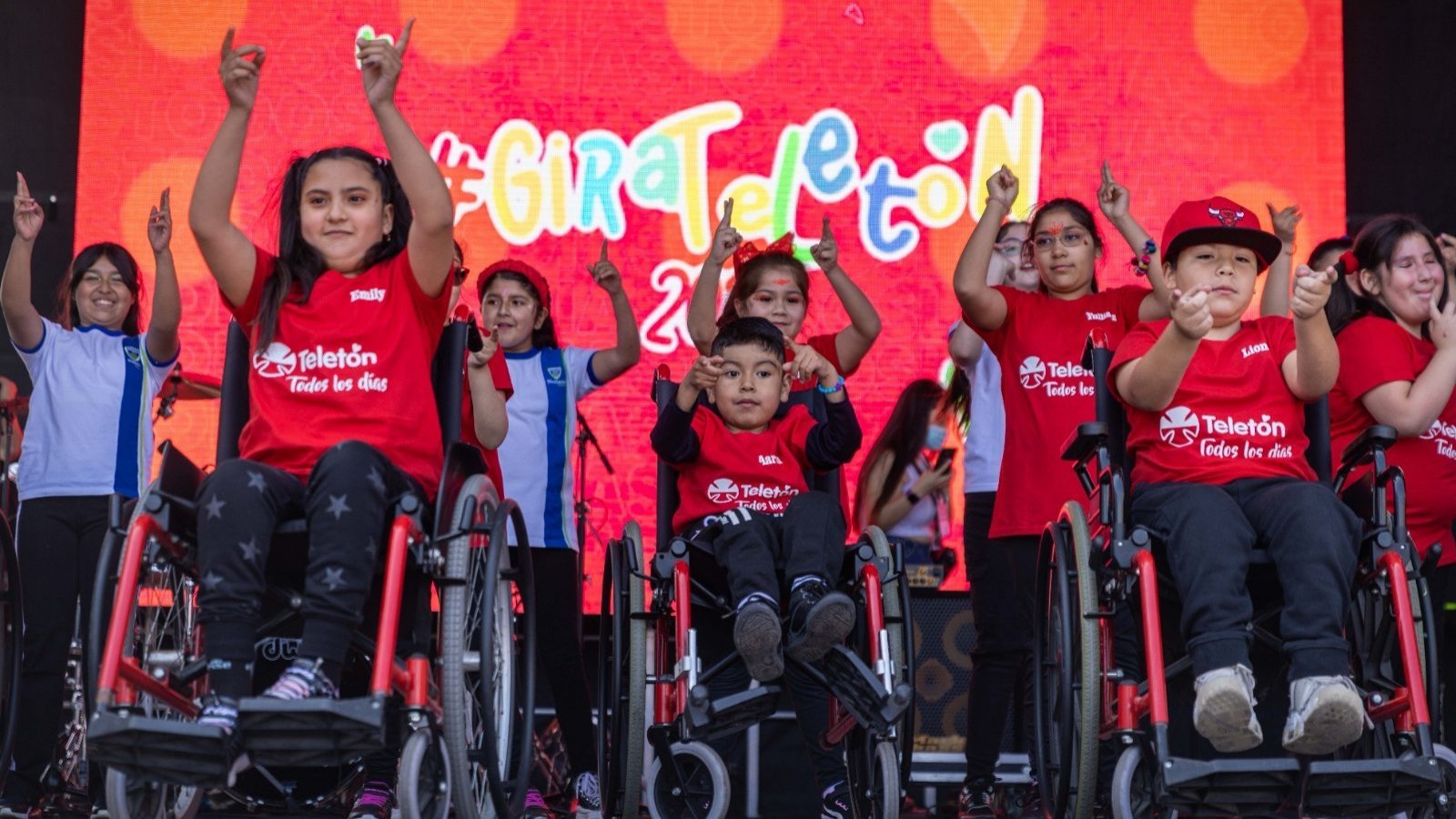 Niños de la Teletón en la Gira Teletón