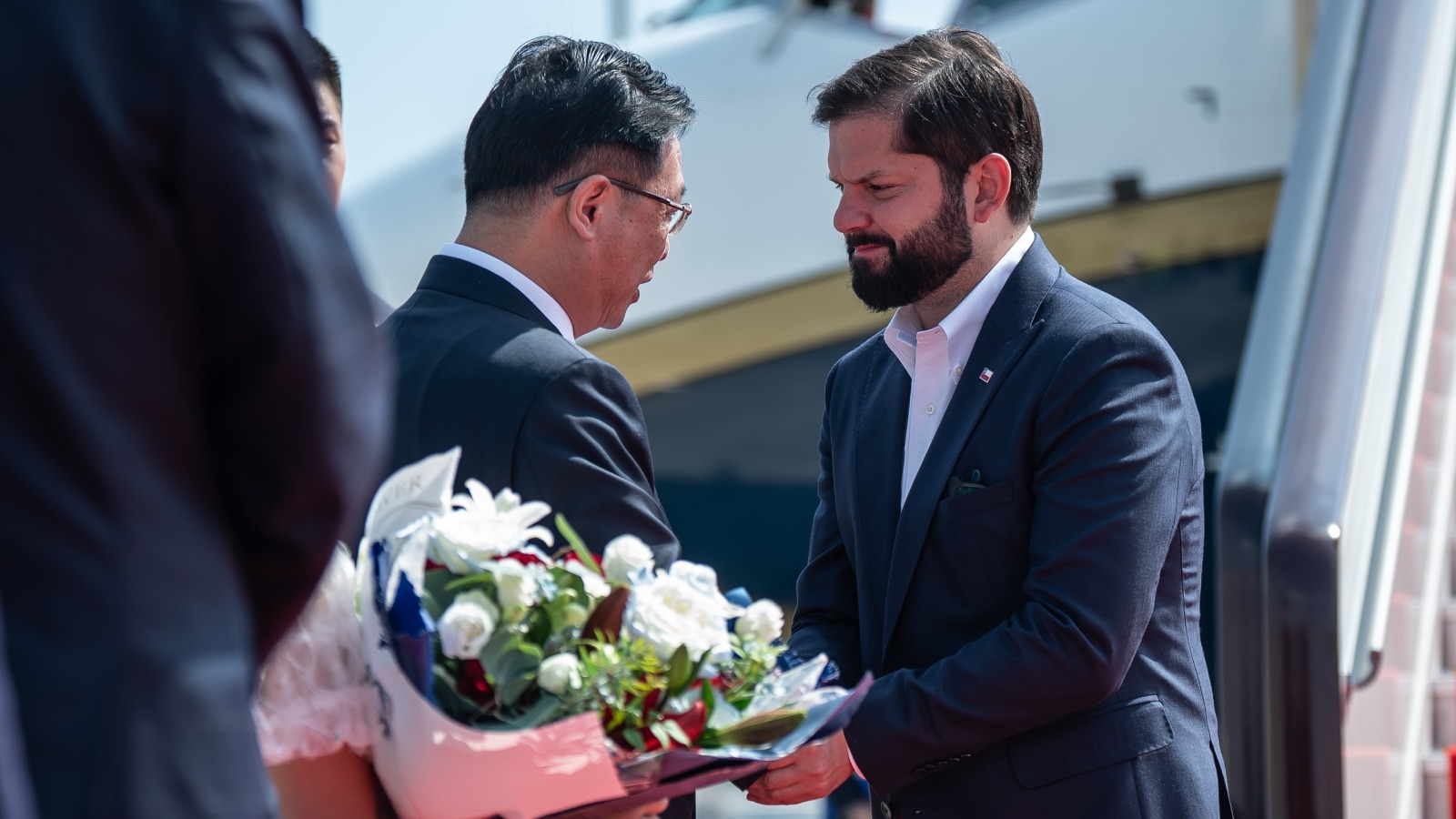 Presidente Gabriel Boric en su llegada a China