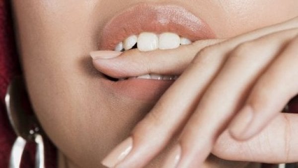 200 preguntas incómodas HOT para amigos