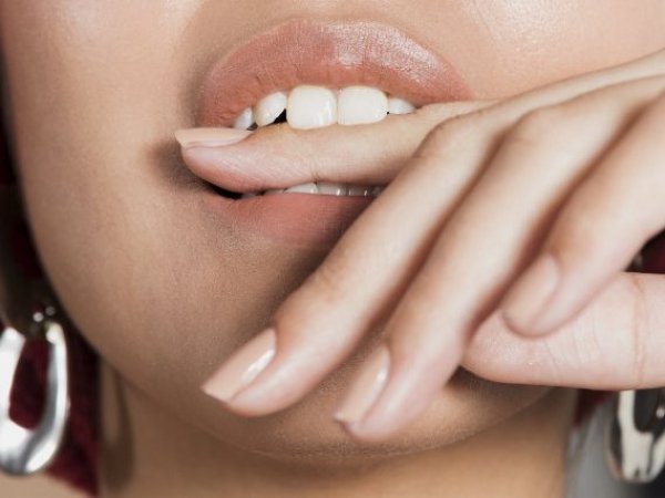 200 preguntas incómodas HOT para amigos