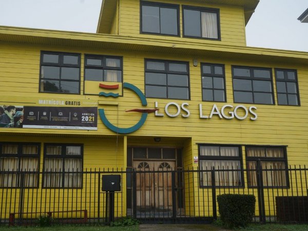 Ministerio de Educación formaliza cierre de IP Los Lagos