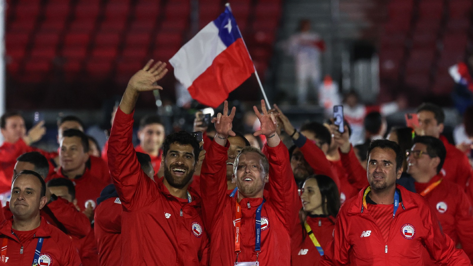 Así fue el paso del Team Chile en la inauguración de Santiago 2023