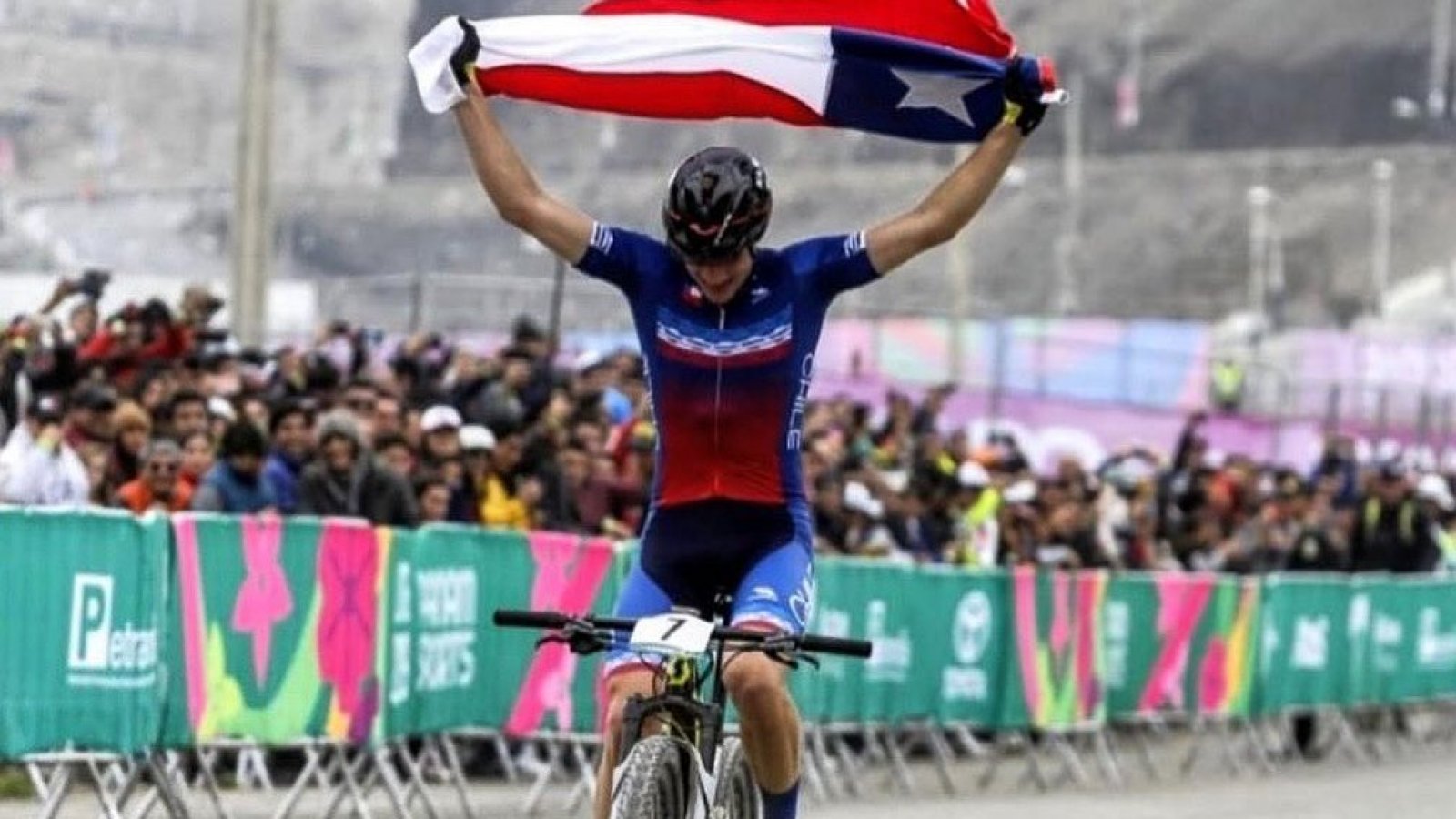 Martín Vidaurre, ciclista chileno en Santiago 2023