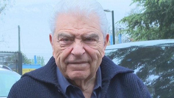 Don Francisco despide a Enrique Maluenda