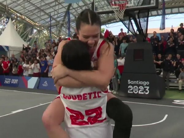 Chile celebra medalla de bronce en básquet 3x3