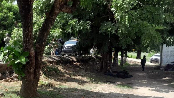 13 policías fueron ejecutados por sicarios